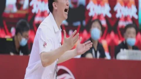 凌晨北京时，西班牙超级杯半决赛次回合：毕尔巴鄂竞技2-1力克马竞，决赛对决皇马在望。第62分钟，马竞角球，菲利克斯头球破门...[详细]